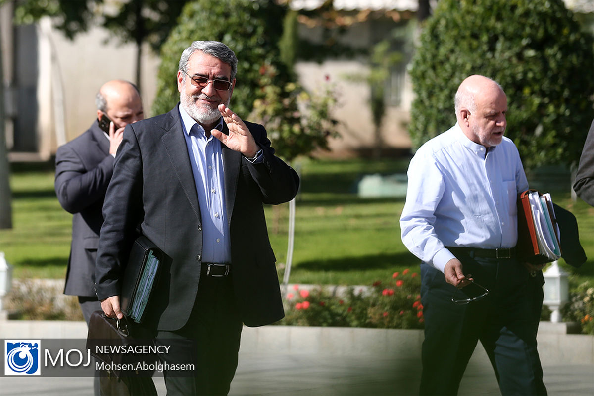 حاشیه جلسه هیات دولت - ۲۲ آبان ۱۳۹۸