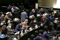 نماینده مجلس: درآمد سلبریتی‌ها باید مشمول مالیات شود/ نایب رئیس مجلس: این مهم در دستورکار ما نیست