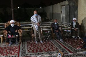امام جمعه یزد با خانواده شهدا و ایثارگران فتح خرمشهر دیدار کرد