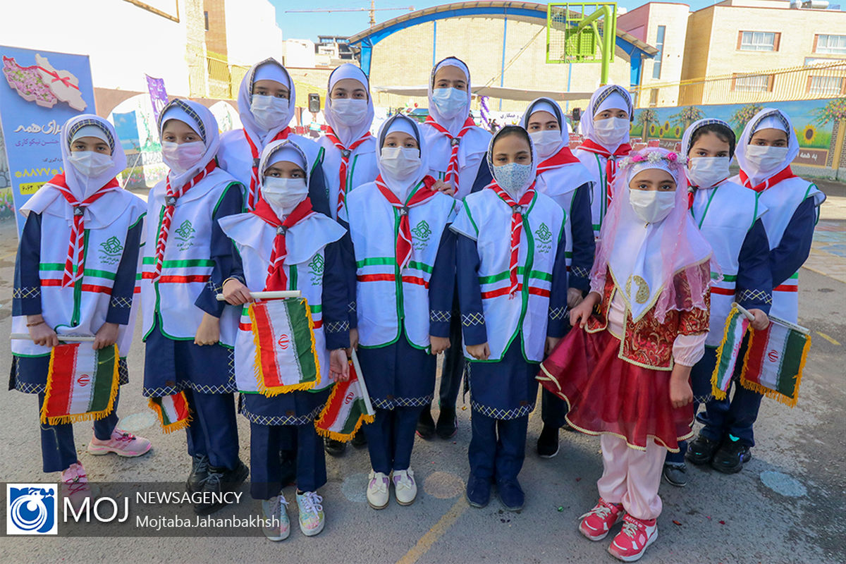 زنگ نیکوکاری با مشارکت کمیته امداد در مدارس استان اصفهان
