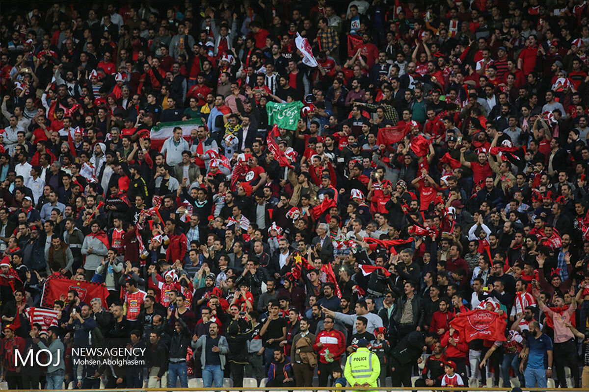 دیدار تیم های فوتبال پرسپولیس ایران و الوصل امارات