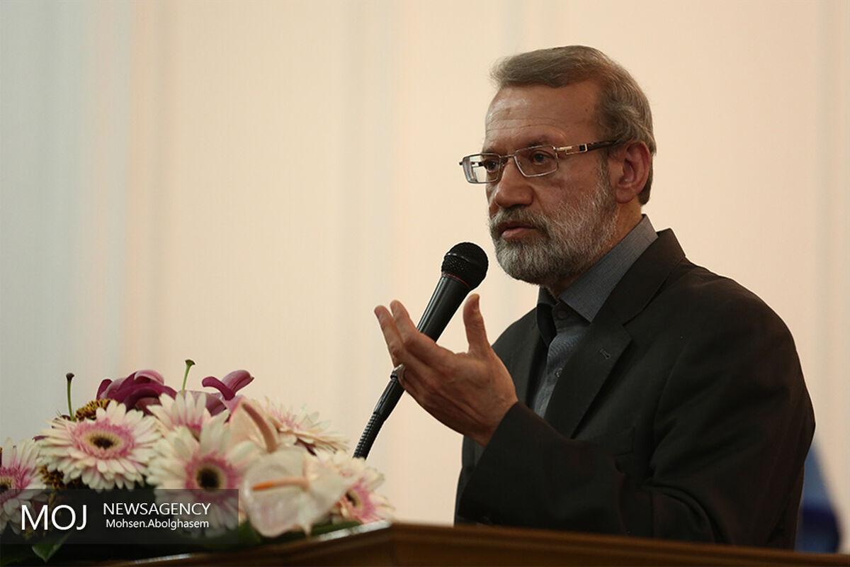 دیدار معلمان نمونه سراسر کشور با علی لاریجانی