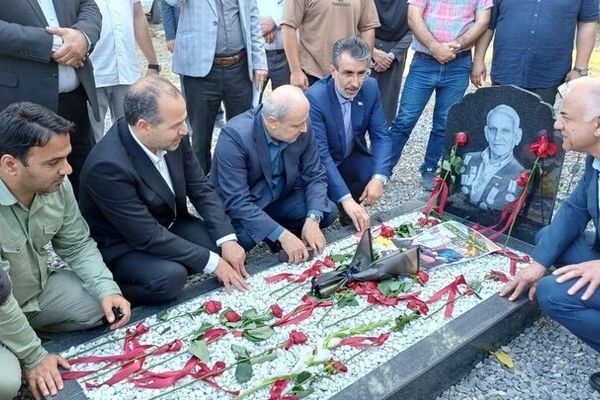 لزوم پرهیز از دوقطبی سازی در ورزش