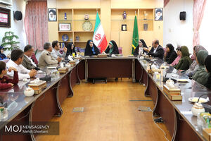 دیدار دختران حادثه آتش سوزی شین آبادی با معصومه ابتکار