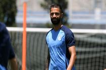 مدافع تیم فوتبال استقلال تهران امروز بدون مشکل با آبی ها تمرین کرد