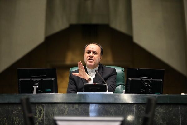 کمیسیون برنامه و بودجه تا پایان اسفند گزارشی تحلیلی از تفریغ بودجه ارائه دهد