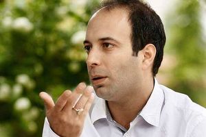 واکنش اینستاگرامی کامران نجف زاده به شایعات لیست جعلی