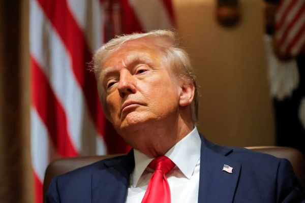 تناقض عجیب ترامپ در مورد ایران/ وقتی رئیس جمهور آمریکا فراموشکار می شود