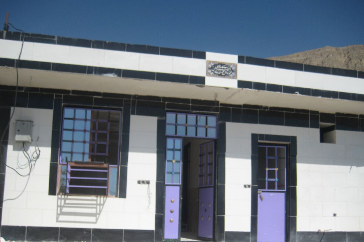ساخت مدارس