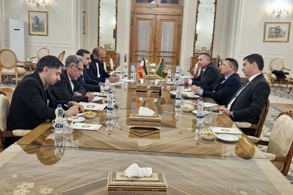 تمرکز ایران و ترکمنستان بر مسائل زیست‌محیطی خزر