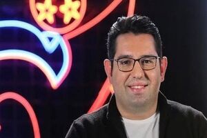 احمدی دیدار تیم‌های ملی آرژانتین و کرواسی را گزارشگر می‌کند