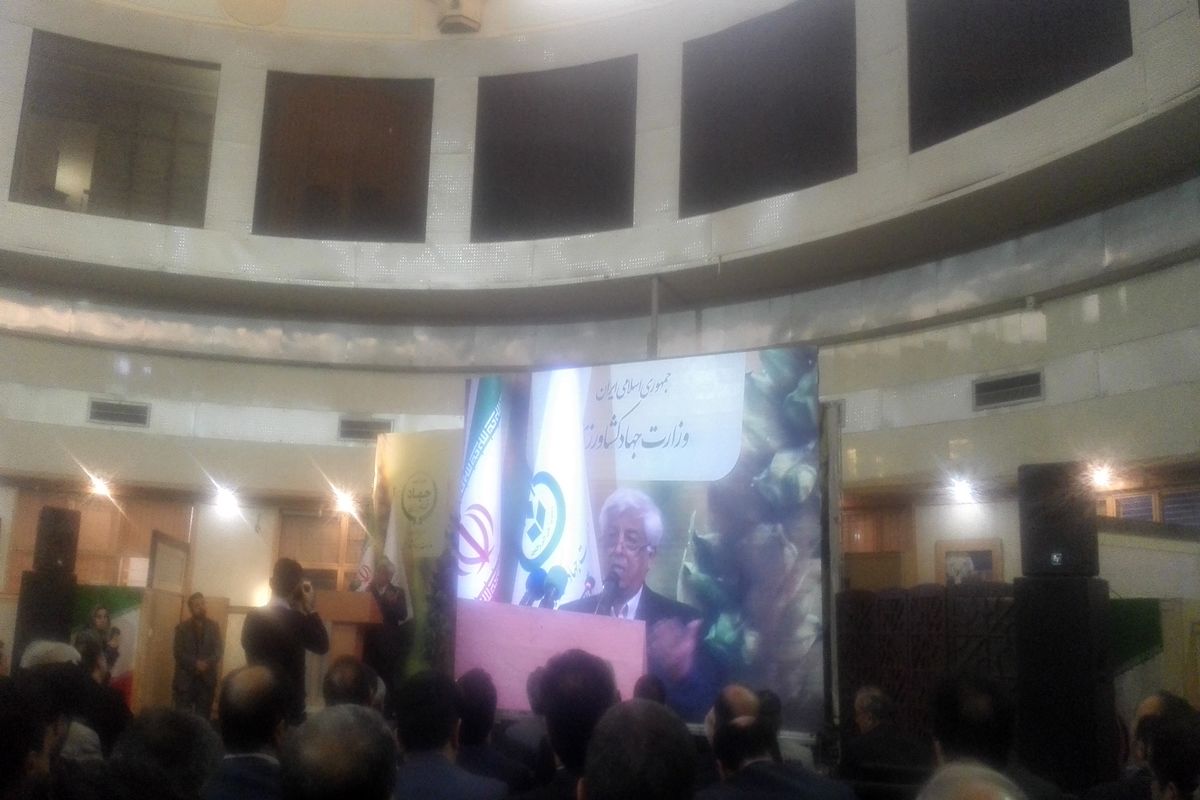 عباس کشاورز