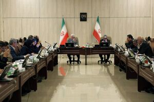 همه بخش‌ها حامی تیم مذاکره‌کننده شجاع و باتدبیرمان باشند