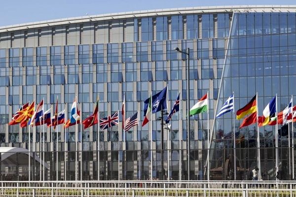 تأثیر مسئله ایران بر مناسبات اروپا و آمریکا/ آیا ناتو در حال فروپاشی است؟