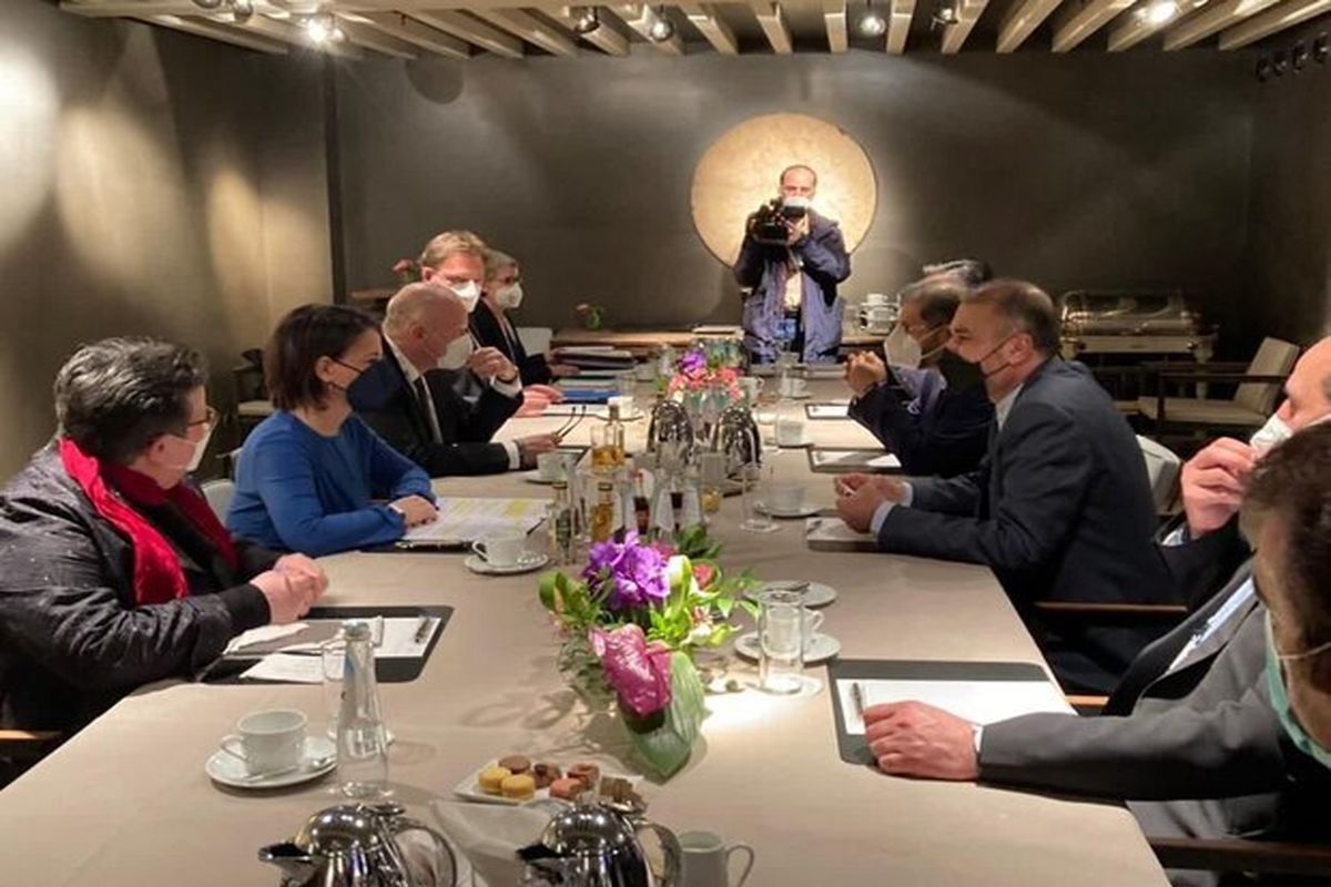 حسین امیرعبداللهیان