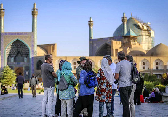 رشد 5 درصدی بازدید گردشگران خارجی نسبت به سال گذشته در اصفهان