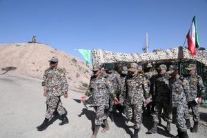 امیر سرتیپ صباحی فرد از مواضع پدافندی پایتخت بازدید کرد