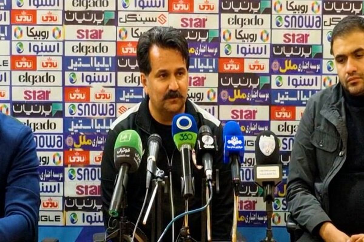 مربی هوادار تهران محمود شجاعی