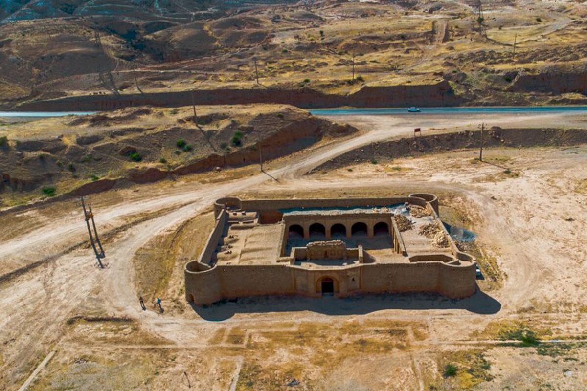 شریفی