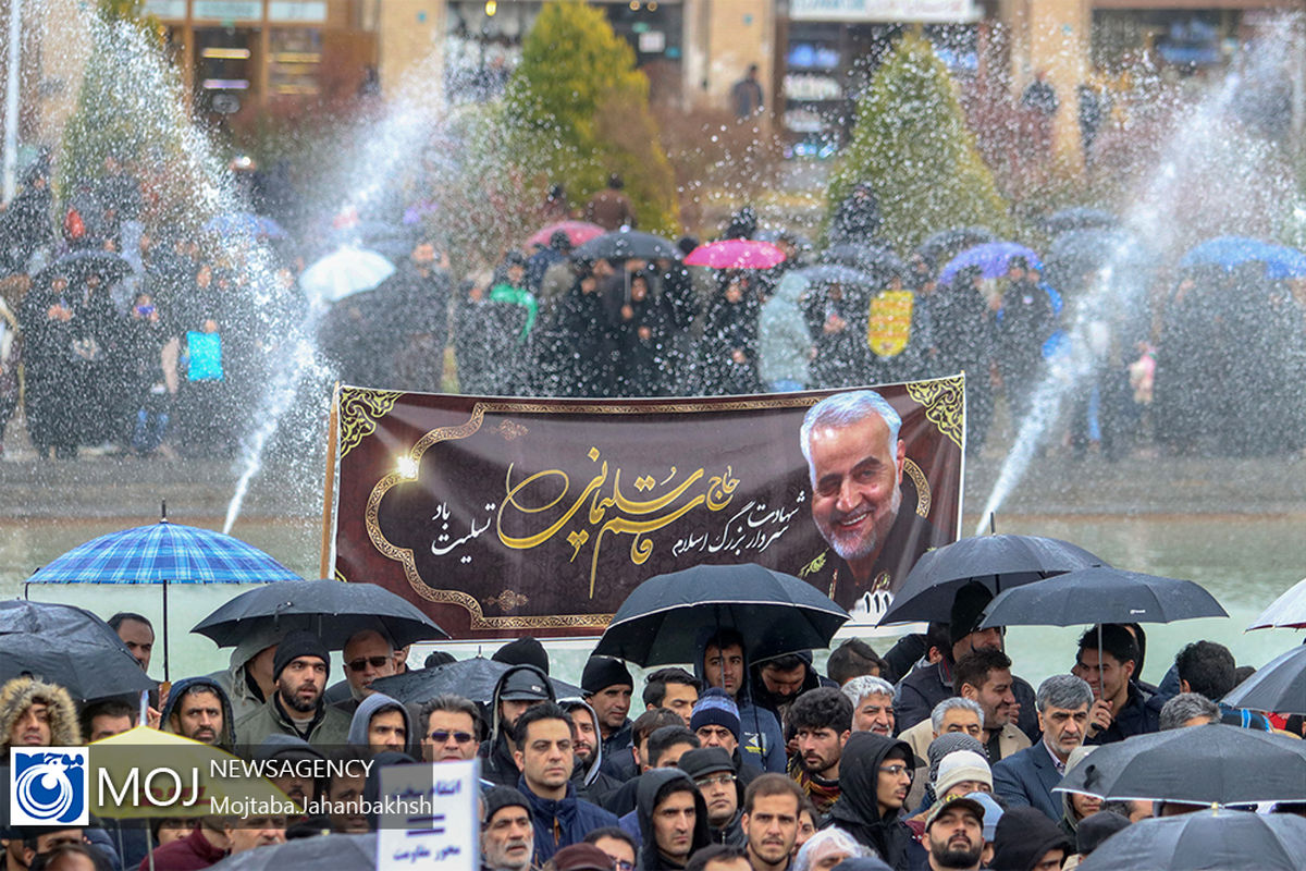 اجتماع مردم اصفهان در پی شهادت سردار سلیمانی