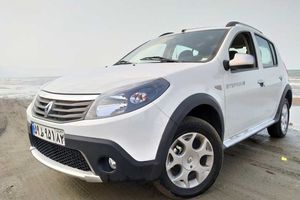 قیمت ساندرو اتوماتیک امروز در بازار خودرو / جدول قیمت انواع خودروی ساندرو