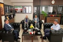 رایزنی استاندار اردبیل با هلدینگ صنعت تراکتورسازی ایران برای جذب سرمایه‌گذاری