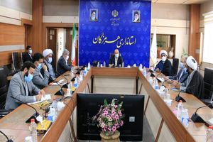 برای عملیاتی سازی برنامه‌های بالادستی فرهنگی موجود در هرمزگان برنامه‌ریزی شود 