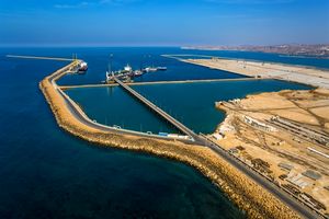 عملیات اجرایی ریل‌گذاری در بندر شهید بهشتی چابهار با دستور وزیر راه آغاز شد