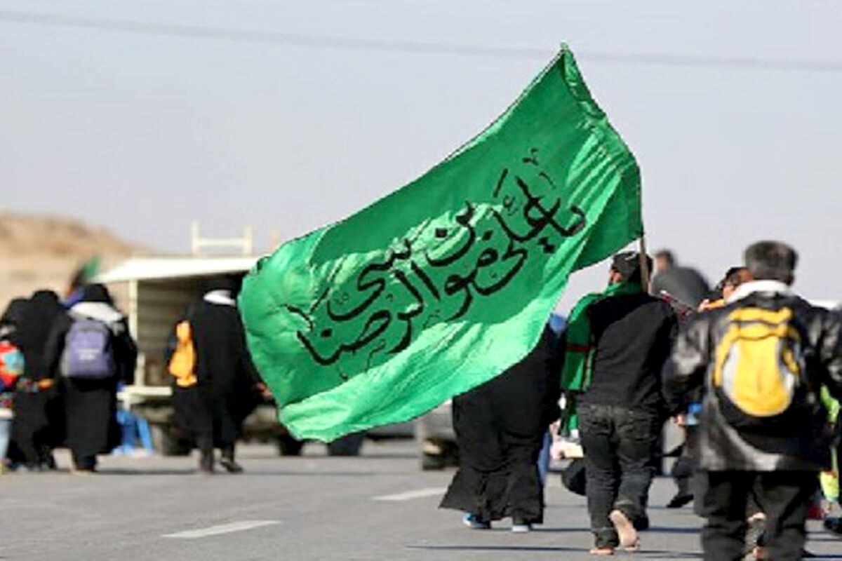 زائران پیاده امام رضا (ع)