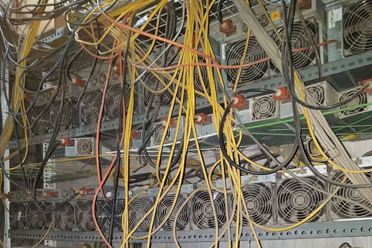 رمز ارز غیرمجاز