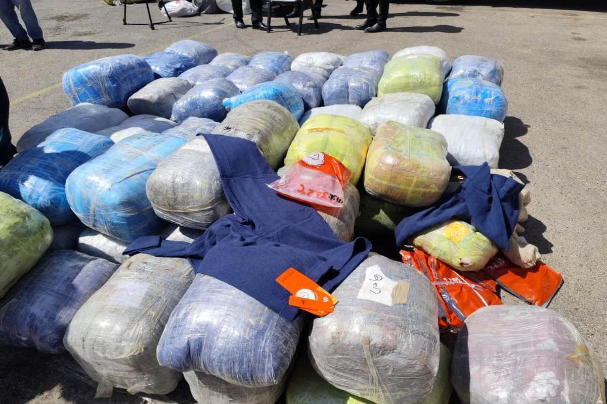 پوشاک قاچاق 