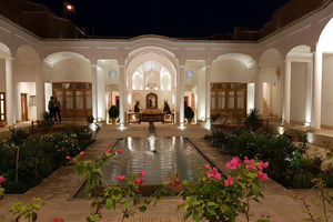 استقبال 60 درصدی گردشگران خارجی از اقامتگاه های سنتی در کاشان 