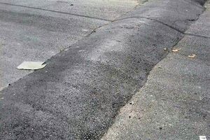 لزوم ساماندهی دست انداز و چاله‌های شهری و سرعت گیرهای متعدد قم