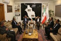 حساب شرکت های مستقر در استان به فارس منتقل شود