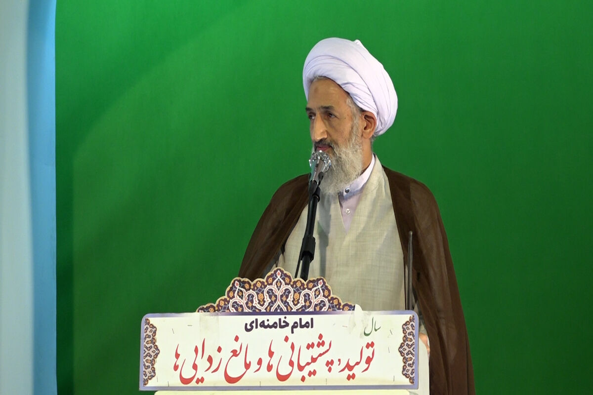 آیت الله لائینی امام جمعه ساری
