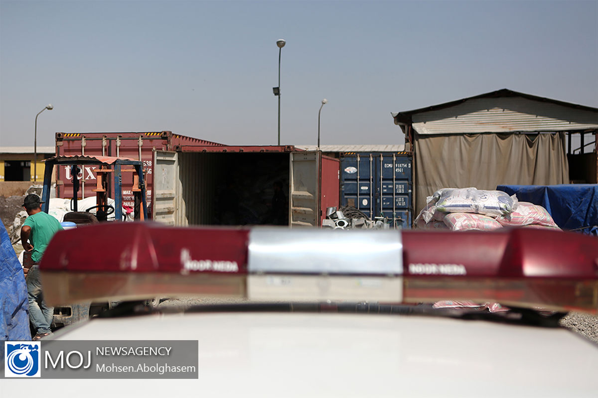 کشف ۵۰ تن برنج قاچاق و بی کیفیت با جعل عنوان شرکت های معروف