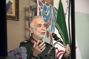 بخش قابل توجهی از تاریخ انقلاب مدیون مجاهدت های کسبه و بازار است