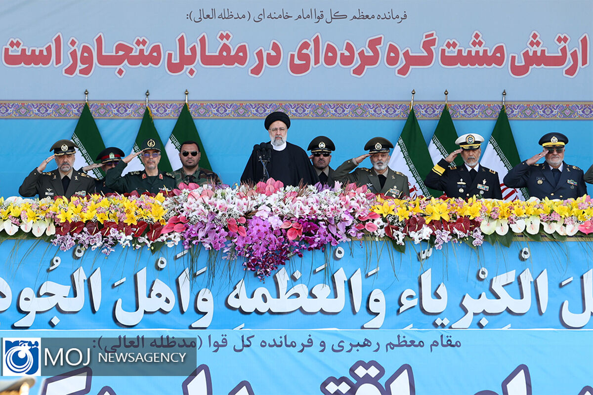 گرامیداشت روز ارتش