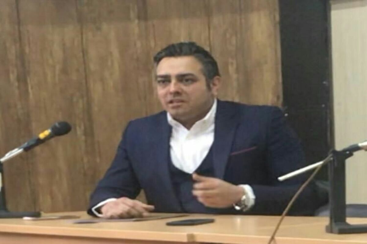 فرزاد نوری