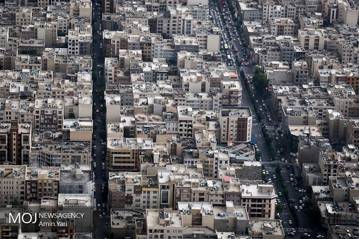 نمای شهر تهران از بالای برج میلاد