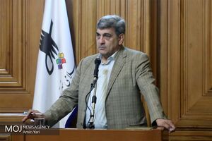 باید حمل و نقل عمومی سرویس قابل قبولی را به مردم ارائه دهد