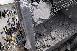 ائتلاف سعودی به شمال پایتخت یمن حمله هوایی کرد