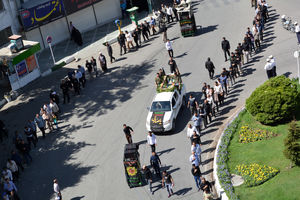 پیکر مطهر دو شهید گمنام در کرمانشاه تشییع شد