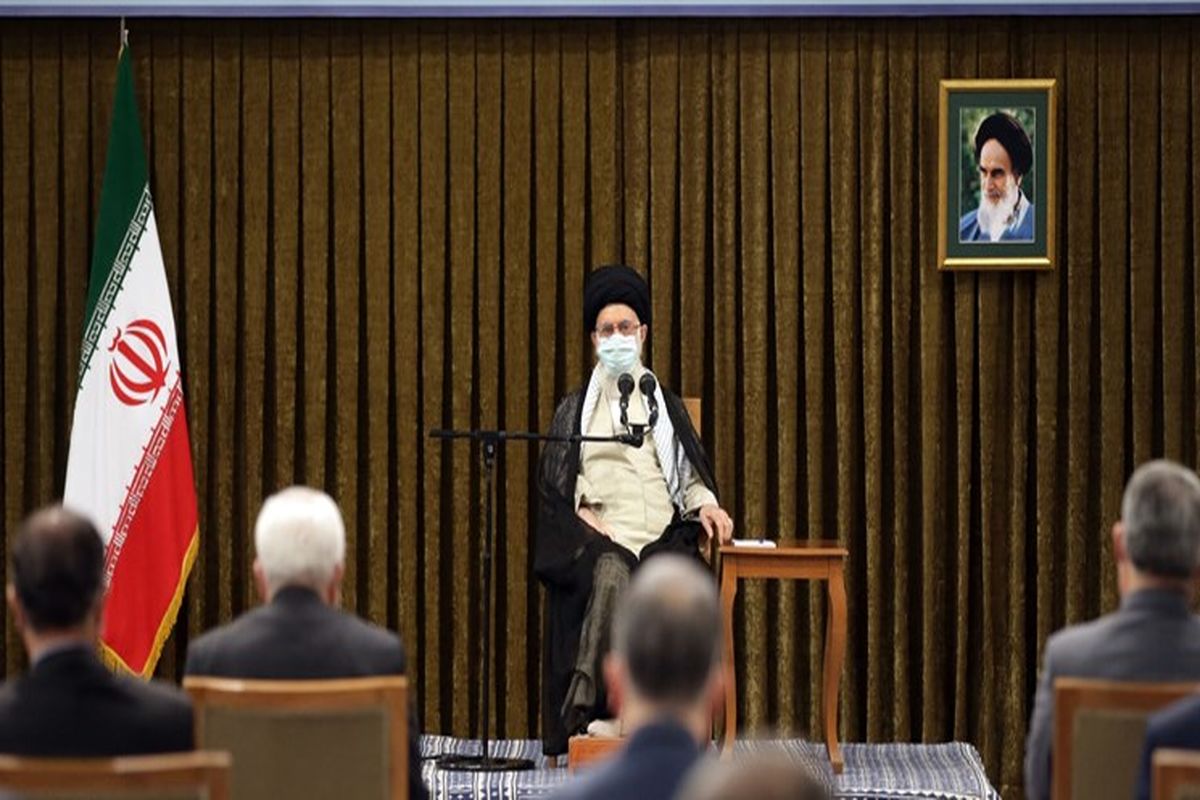 رهبر انقلاب