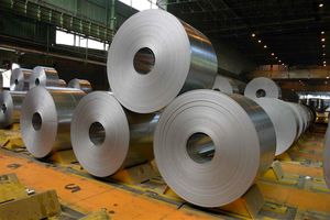 محدودیت برق، فولاد مبارکه را ناچار به کاهش عرضه محصولات خود در بورس کالا می‌کند
