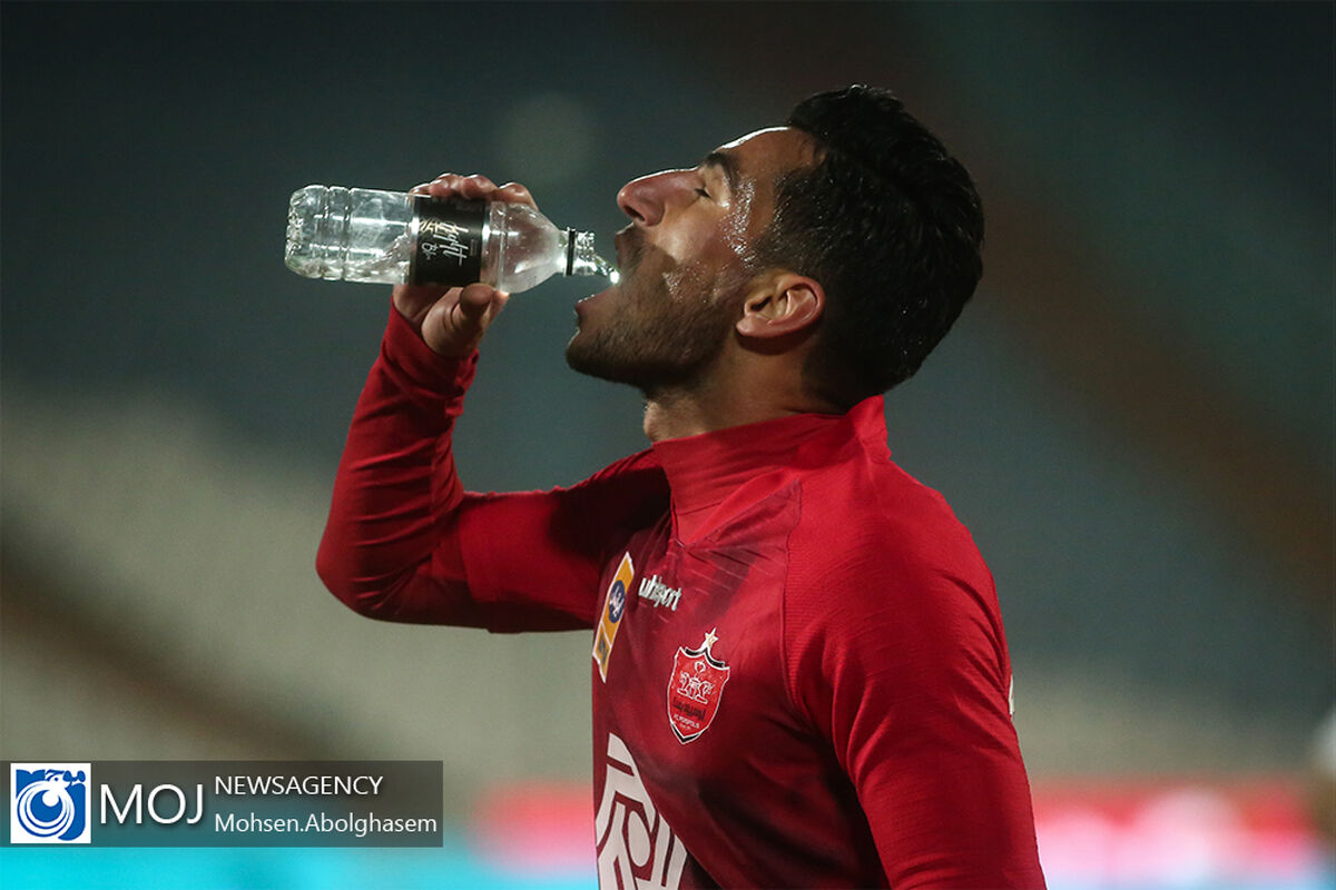 دیدار تیم های فوتبال پرسپولیس و شهر خودرو - ۸ اسفند ۱۳۹۸
