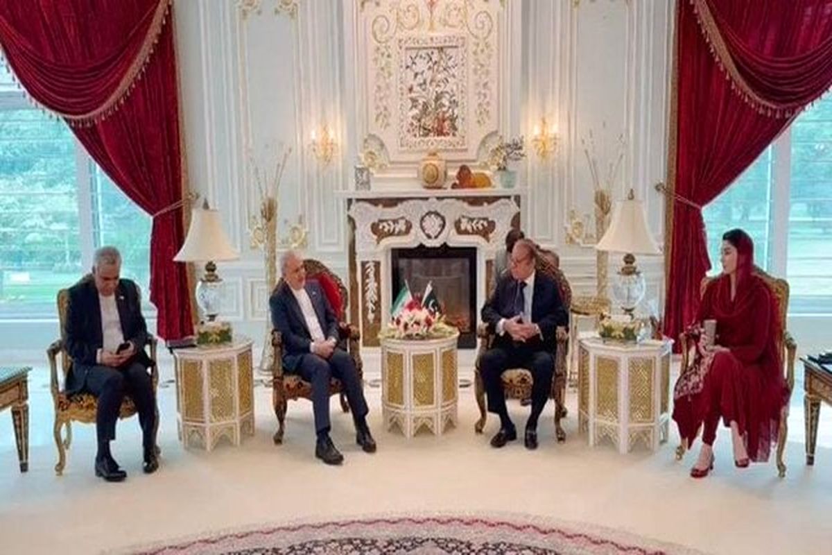 سفیر ایران با مقام‌های پاکستان درباره تحولات منطقه و آمریکا رایزنی کرد