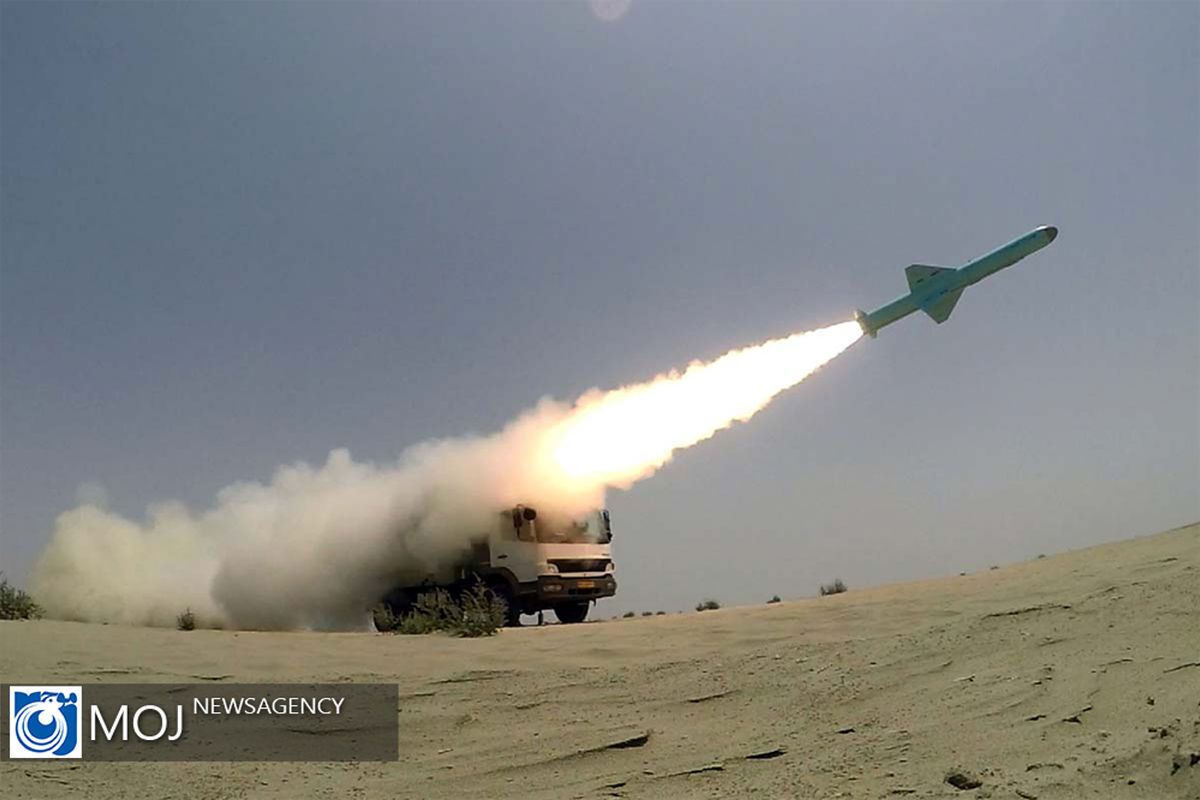 ایران با موشک‌ها و پهپادهای خود، سامانه‌های دشمن را زمین‌گیر می‌کند + فیلم