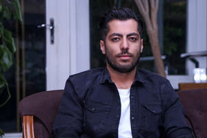 بازیگر مغزهای کوچک زنگ زده به مغز استخوان پیوست