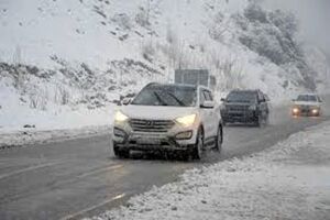 برخی مسیرهای ایذه بر اثر بارش برف مسدود شد